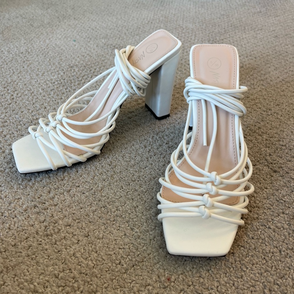 NEVER WORN Nasty Gal White Strappy 4" Heels